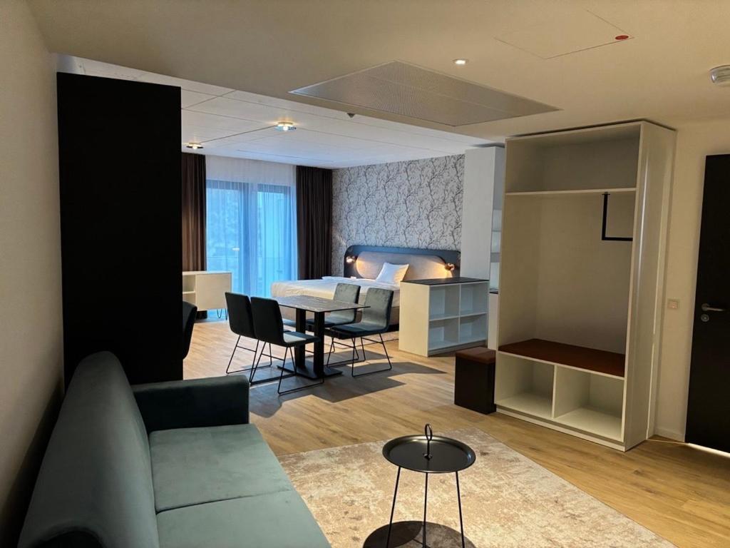 Aparthotel Maseven Frankfurt Messe *