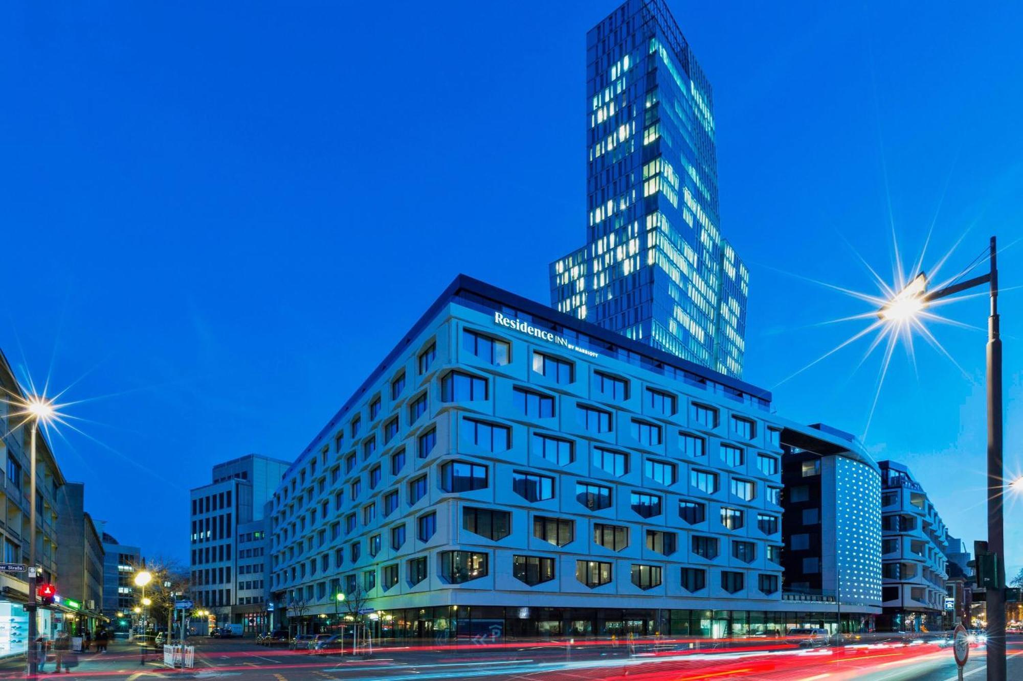 By Marriott Frankfurt Center 4* Frankfurt am Main