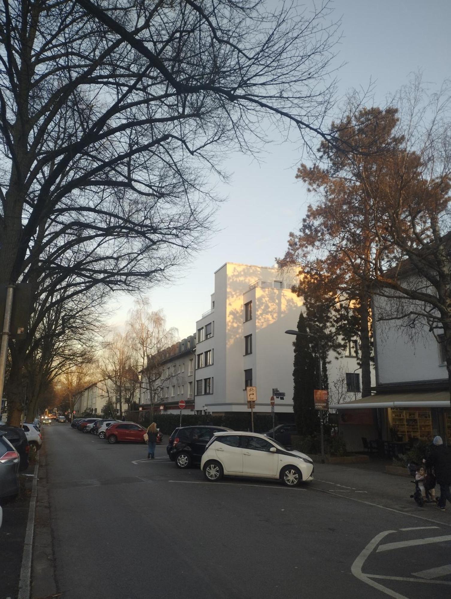 Quet In Flat,2 Station To Messe, Free Parking,supermarket Near Séjour chez l'habitant Francfort-sur-le-Main