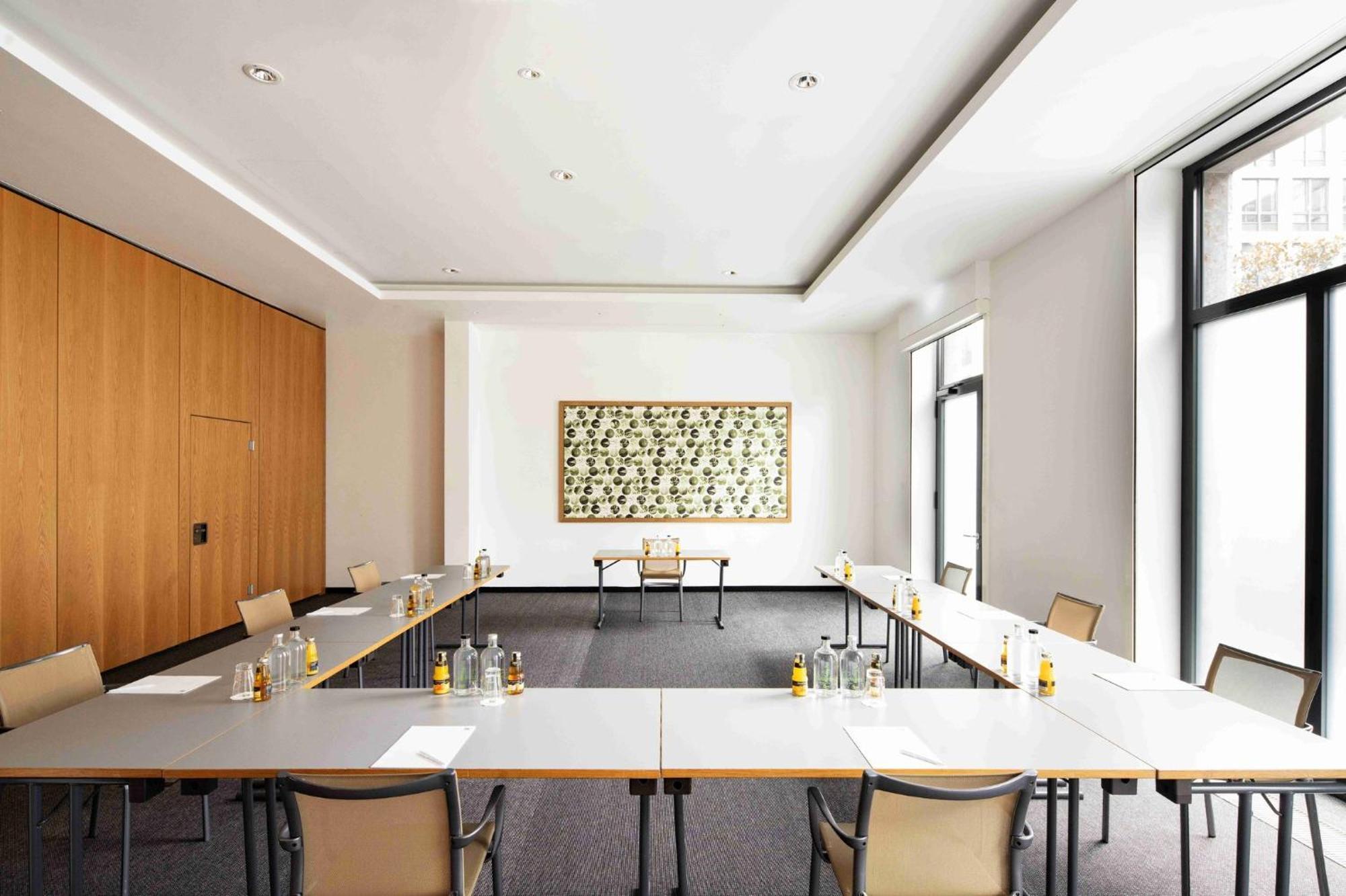 Hotel Frankfurt - Alte Oper By Ihg Frankfurt am Main