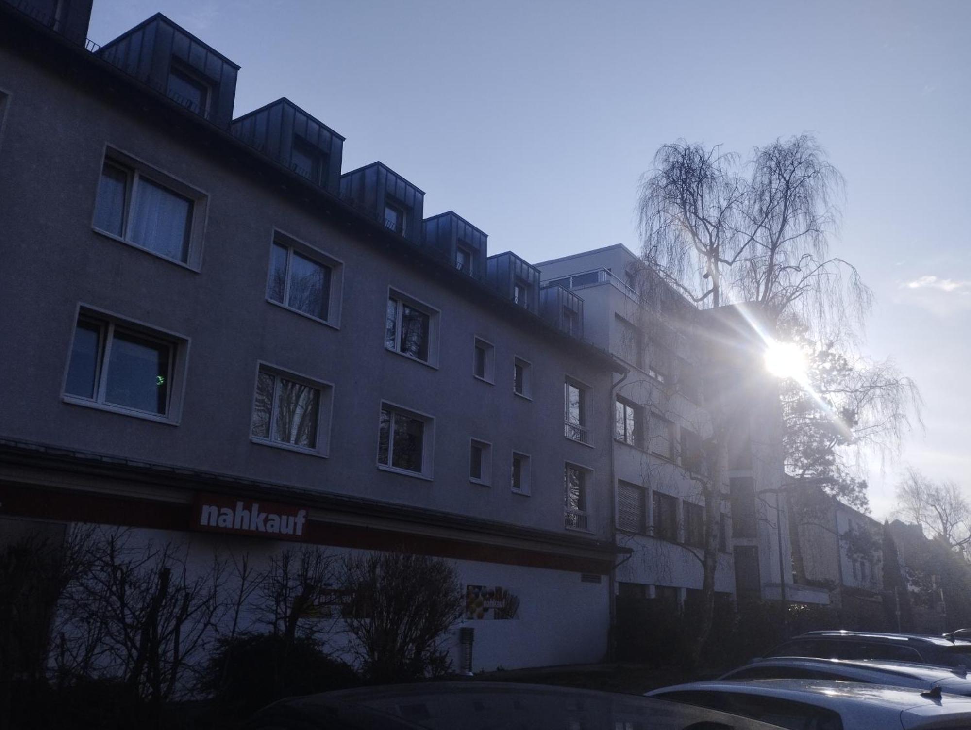 Quet In Flat,2 Station To Messe, Free Parking,supermarket Near