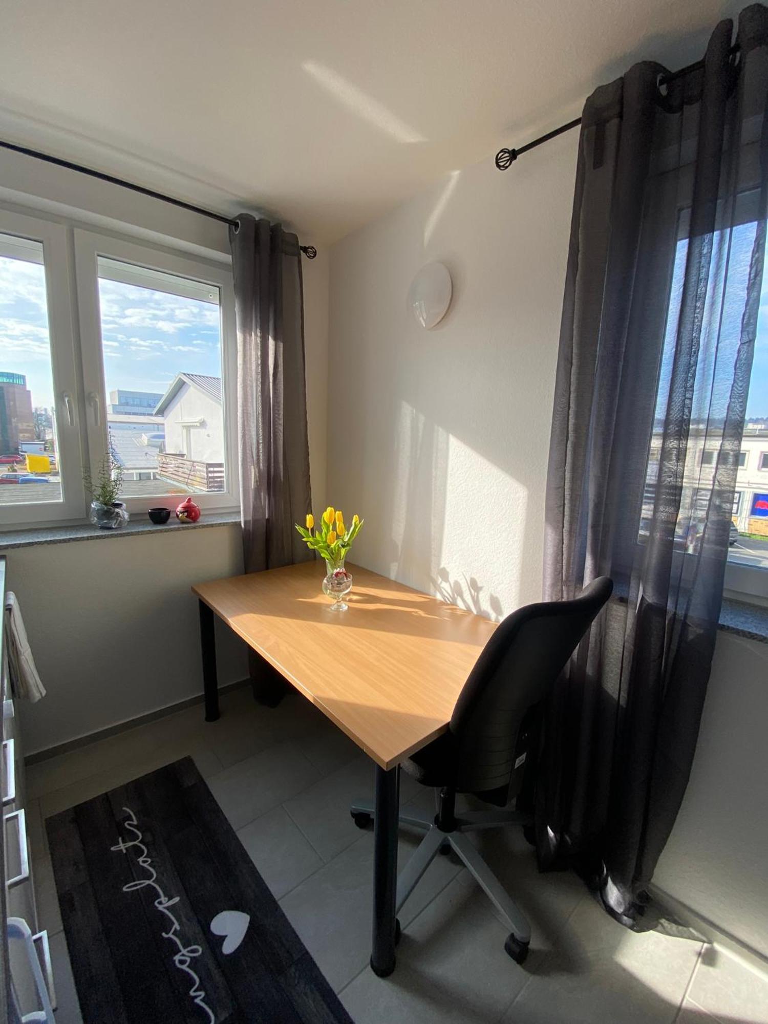 Living & Frankfurt am Main