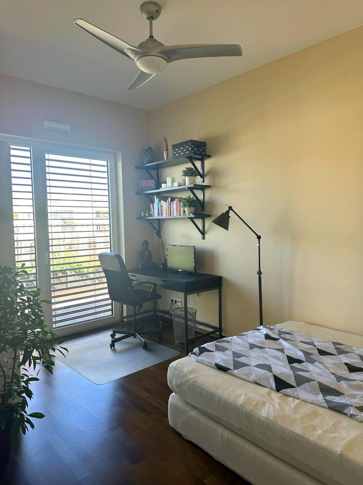 Stylish Penthouse With Large Balcony Frankfurt am Main