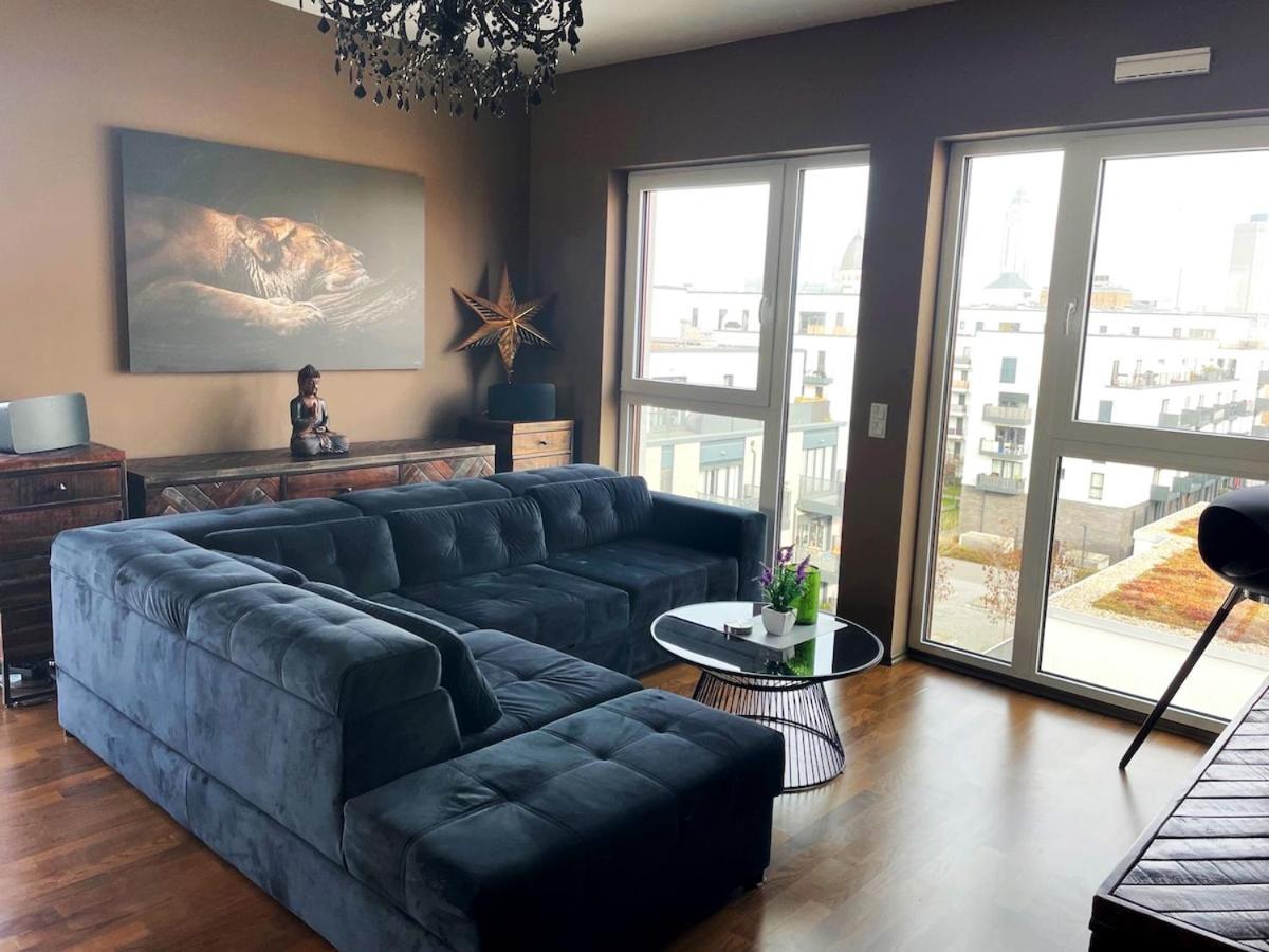 Stylish Penthouse With Large Balcony Frankfurt am Main