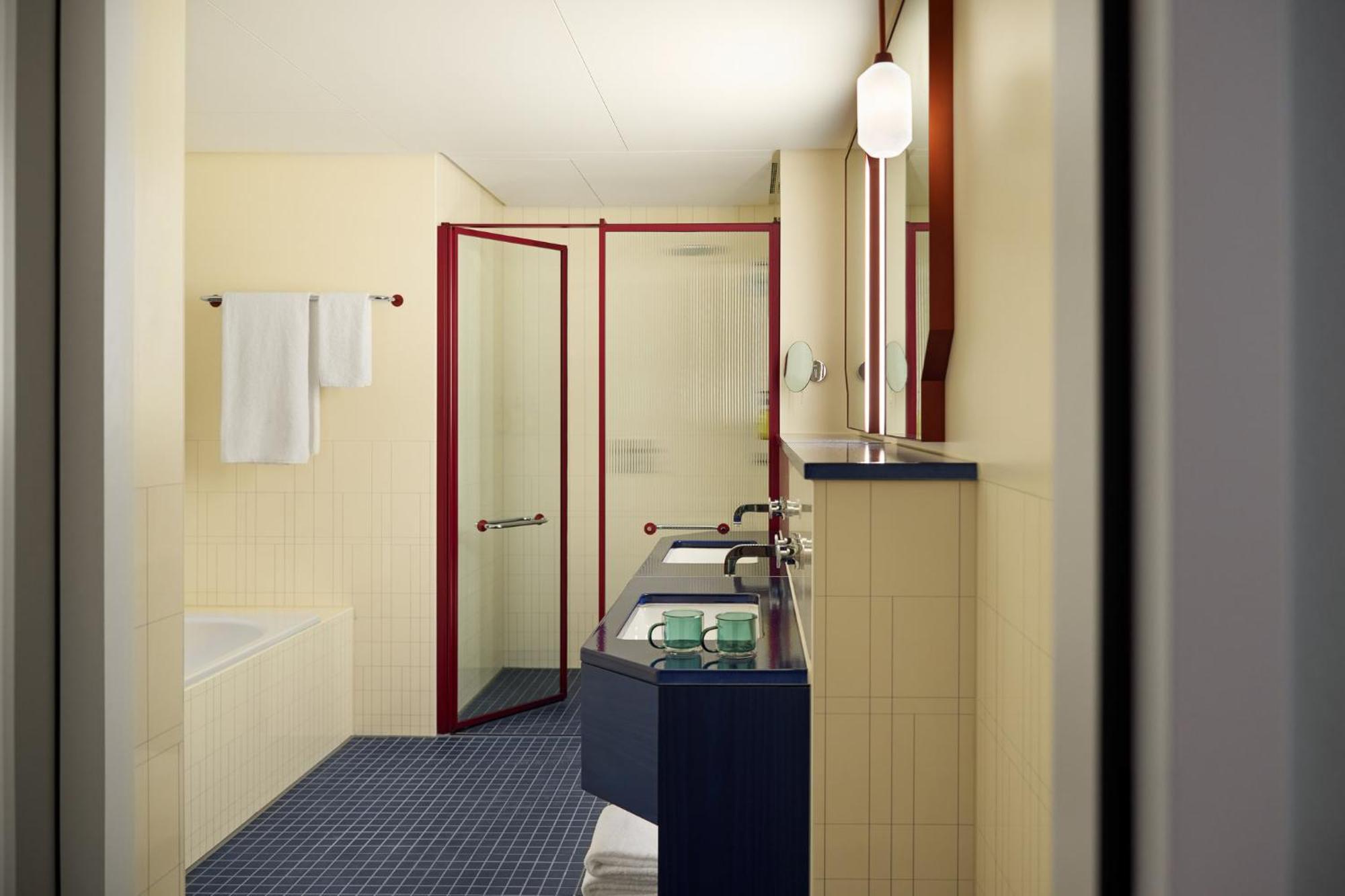 Kimpton Main Frankfurt By Ihg 5* Fráncfort del Meno