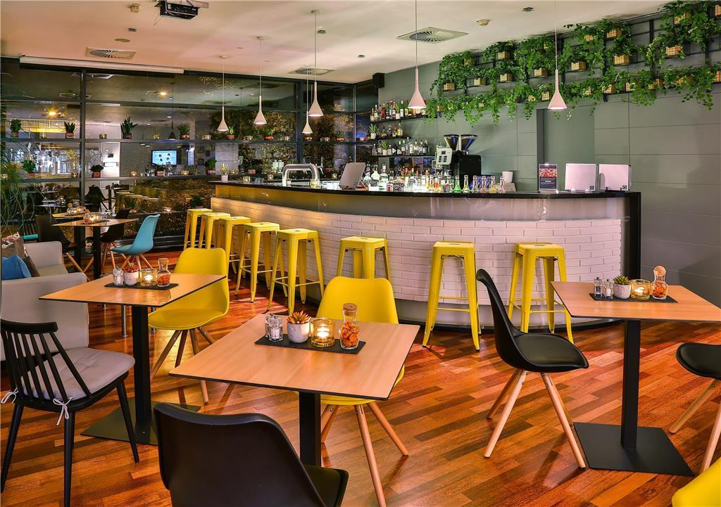 Hotel Frankfurt Messe Affiliated By Melia 4*