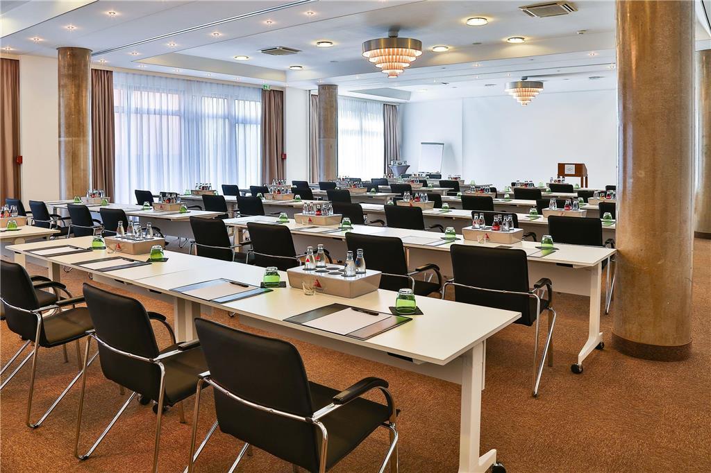 Frankfurt Messe Affiliated By Melia Hotel 4*