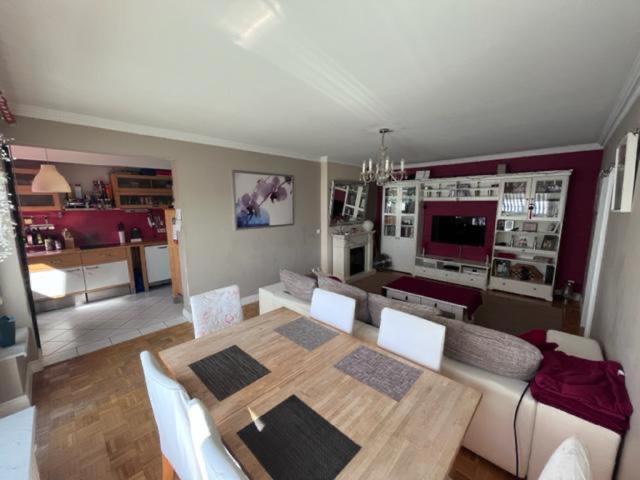 Appartement Zentrale, Helle Mit Balkon! Ideal Fuer Messe, Business Und Staedtereise Francfort-sur-le-Main