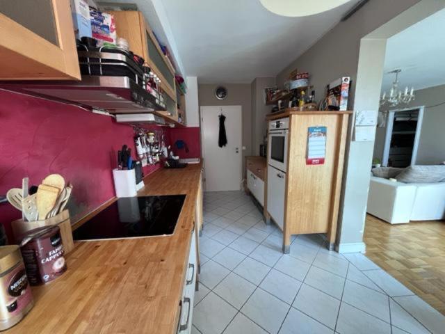 Apartment Zentrale, Helle Mit Balkon! Ideal Fuer Messe, Business Und Staedtereise *