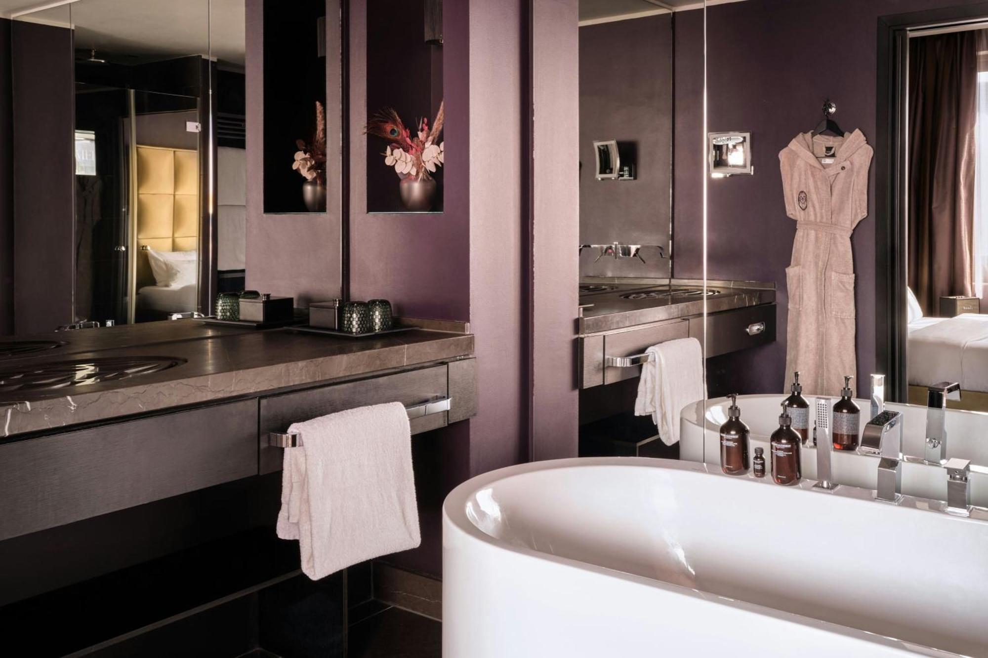 Roomers Frankfurt Central, Autograph Collection Hotel