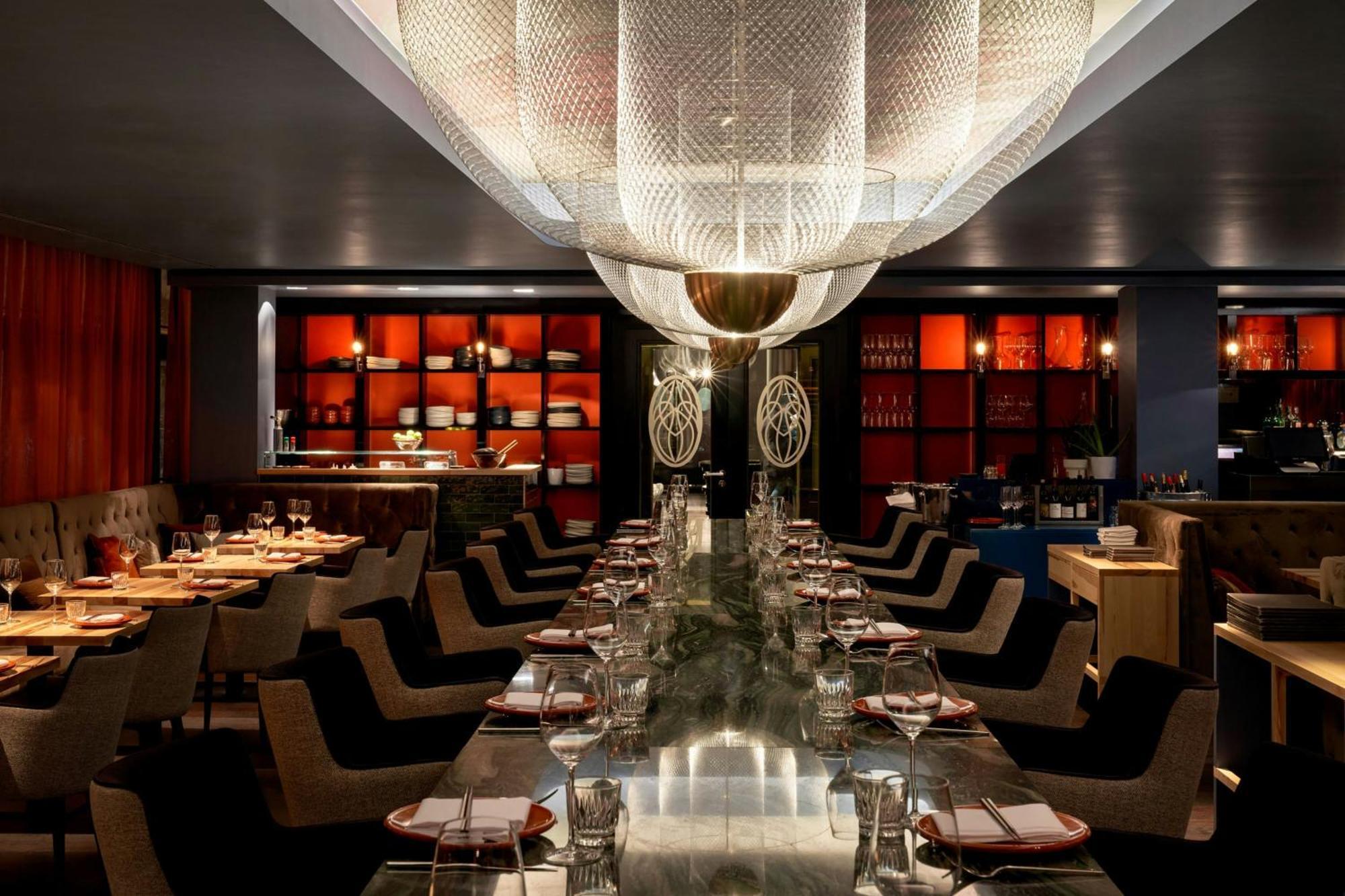 Roomers Frankfurt Central, Autograph Collection Hotel