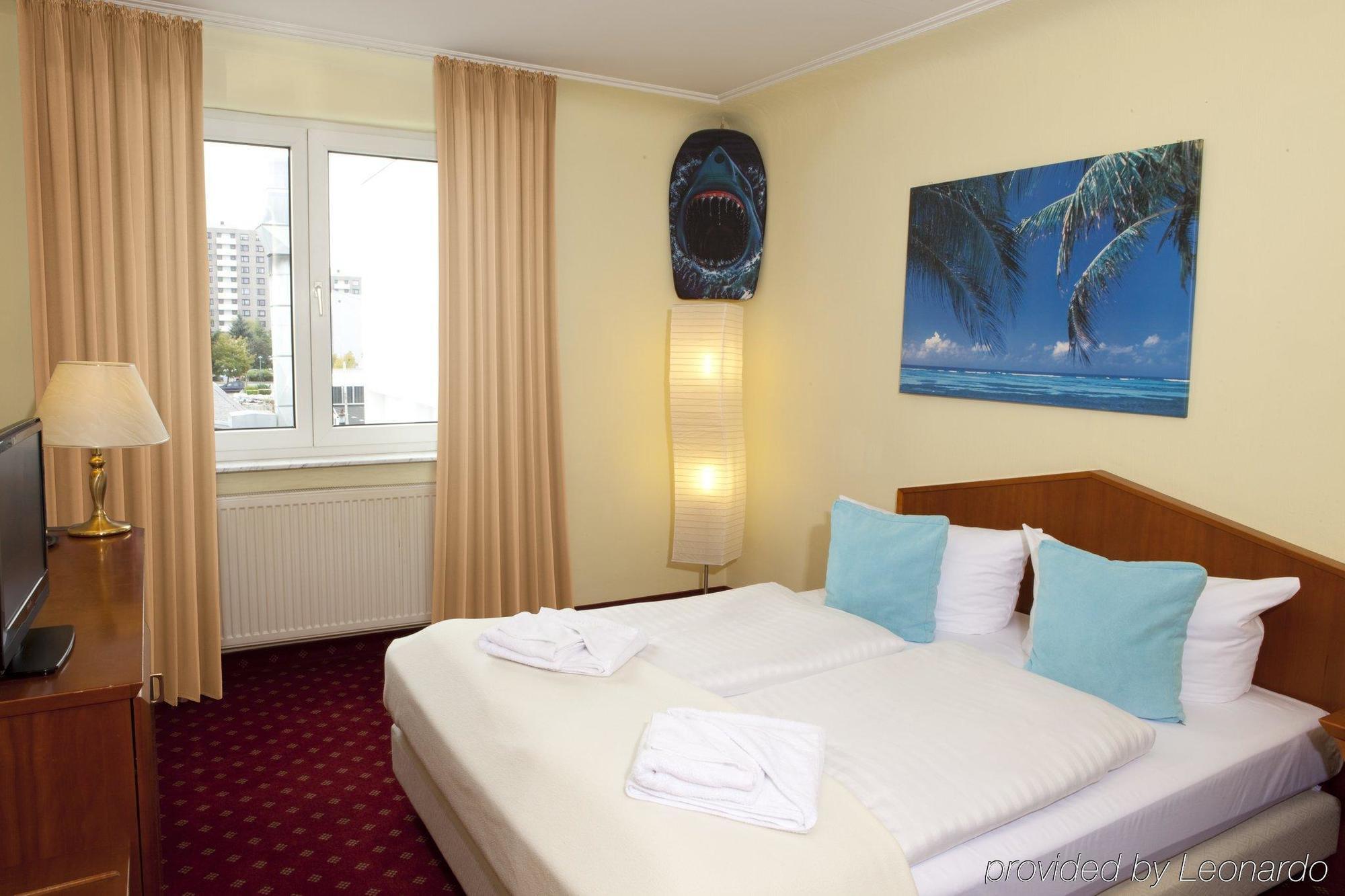 Comfort Frankfurt Airport Hotel 3*