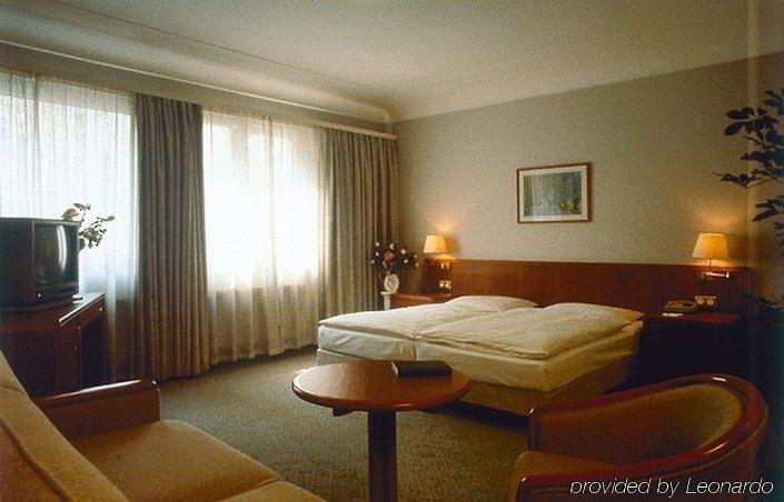 Excelsior - Central Station Hotel