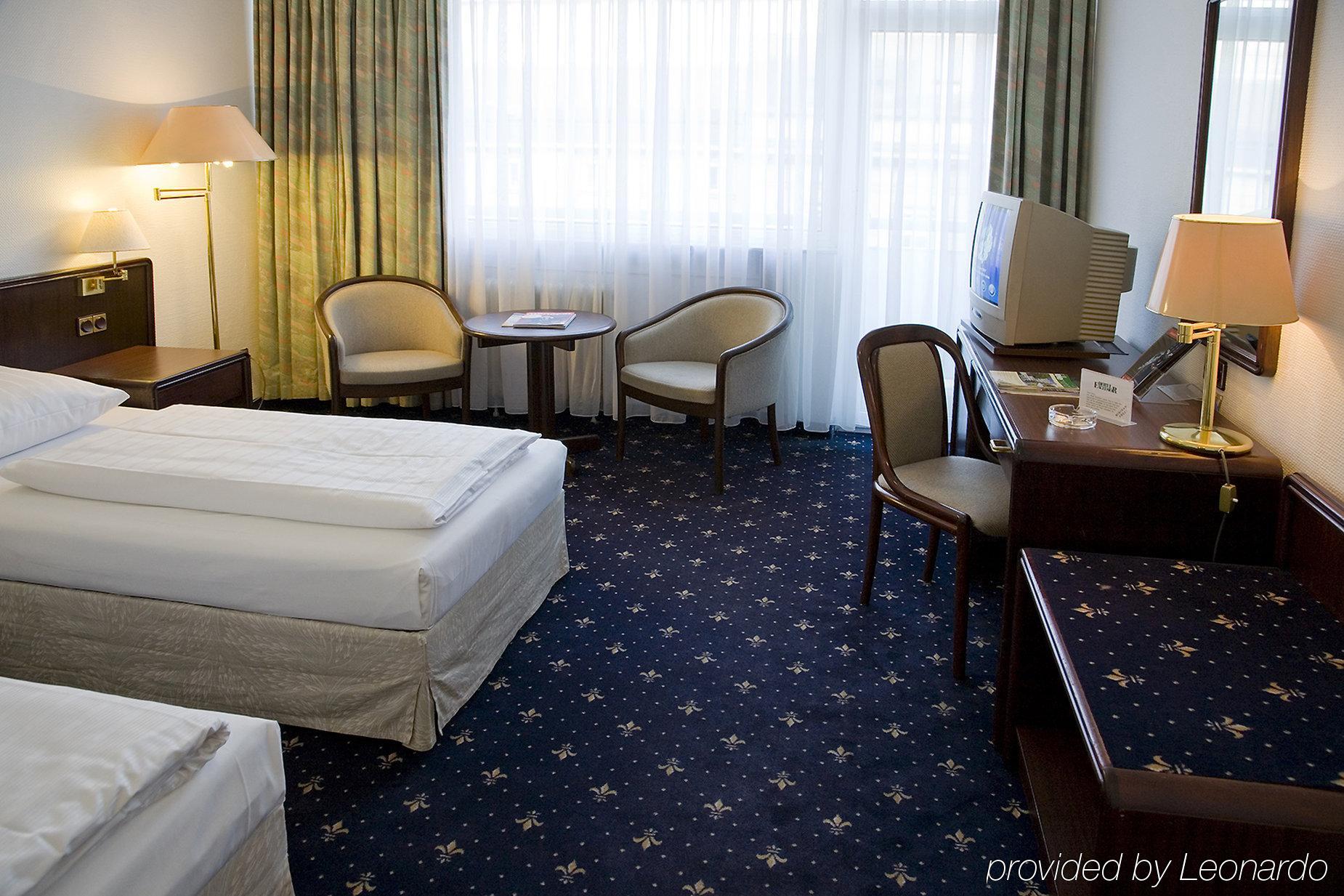 Hotel Excelsior - Central Station