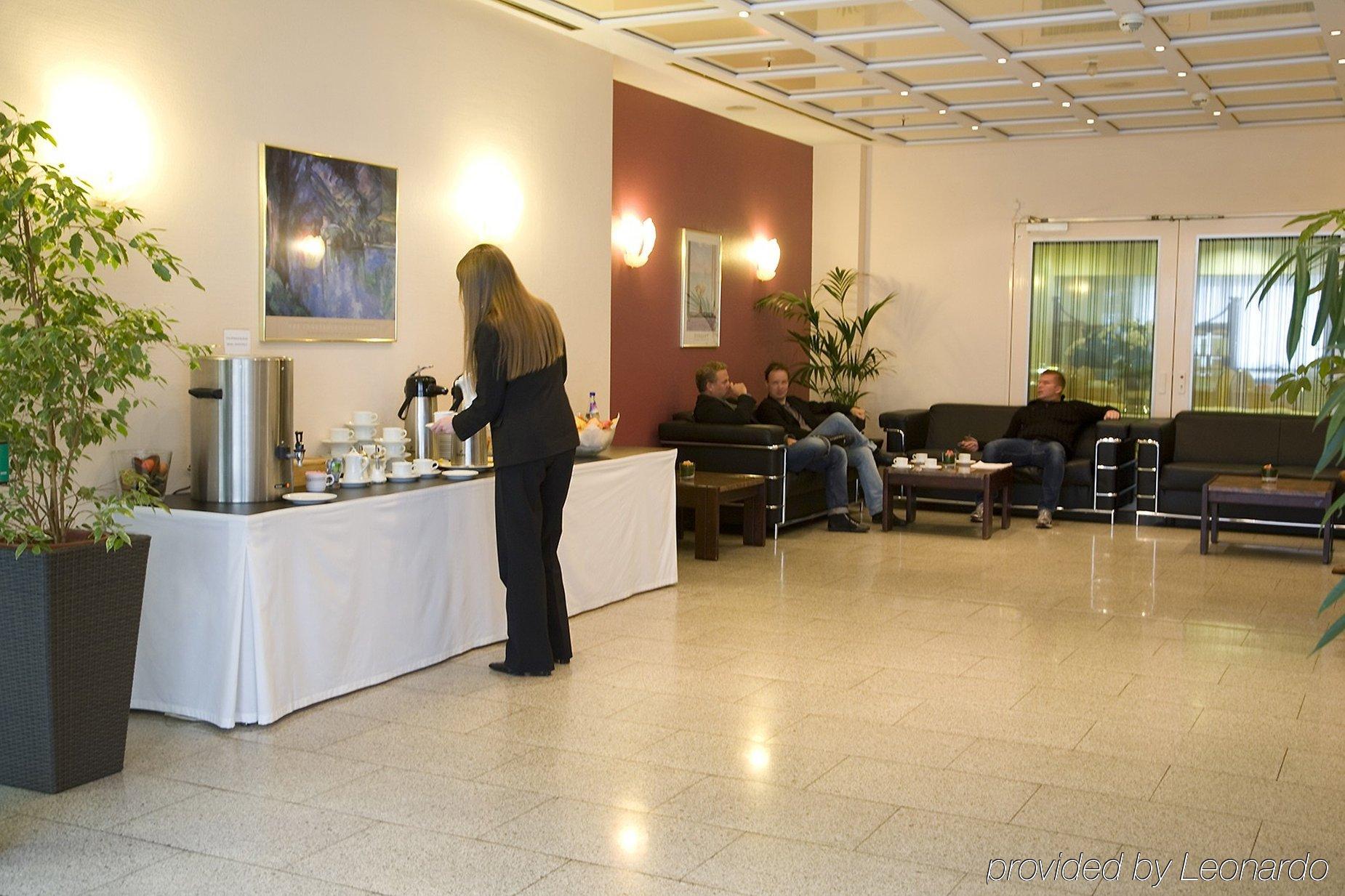 Excelsior - Central Station 3*