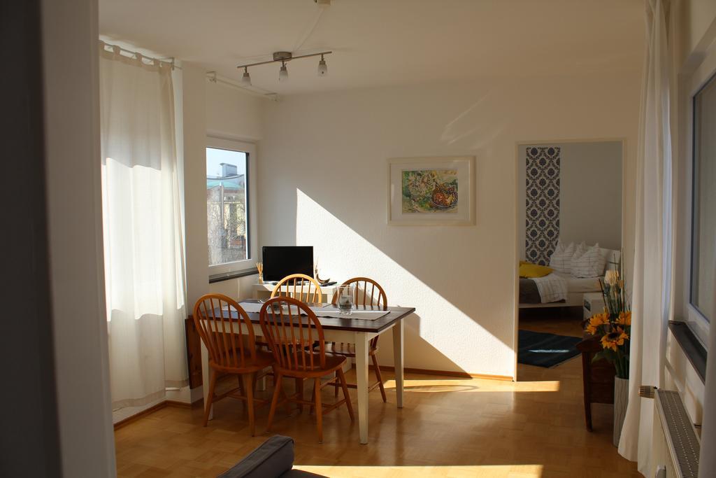 Bed & Breakfast My Place Mit Fruehstueckspaket - With Breakfastbox Frankfurt am Main