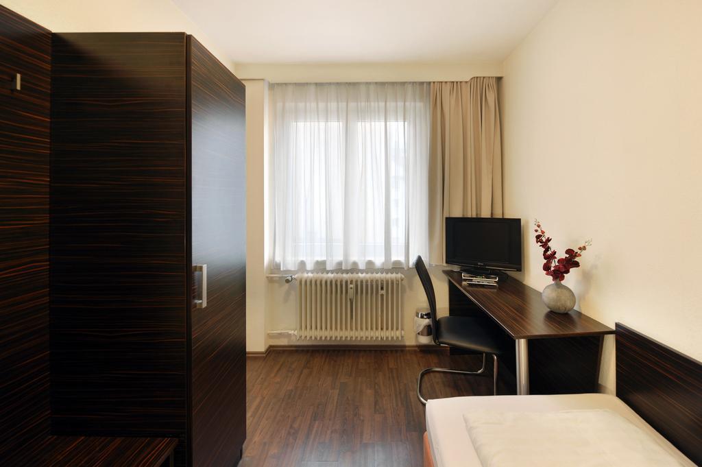 Fair Frankfurt - An Der Messe Hotel 3*