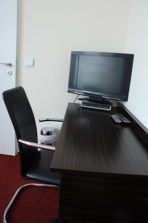 Hotel Fair Frankfurt - An Der Messe 3*