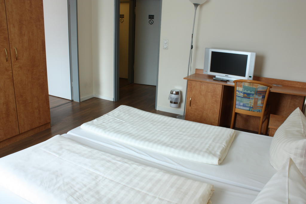 Hotel Fair Frankfurt - An Der Messe 3*