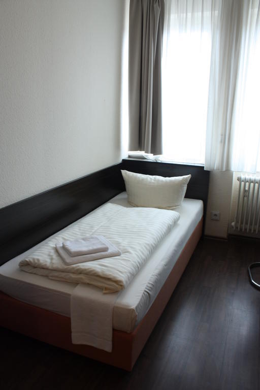 Hotel Fair Frankfurt - An Der Messe 3*