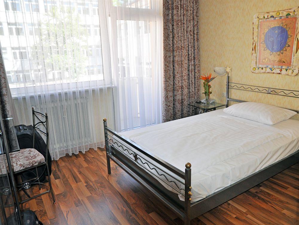 Astoria 3*