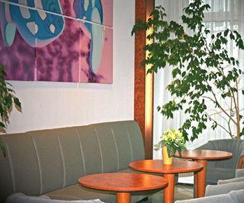 Trip Messe Westend Hotel 4*