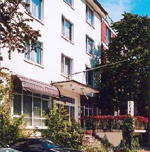 Trip Messe Westend Hotel 4*