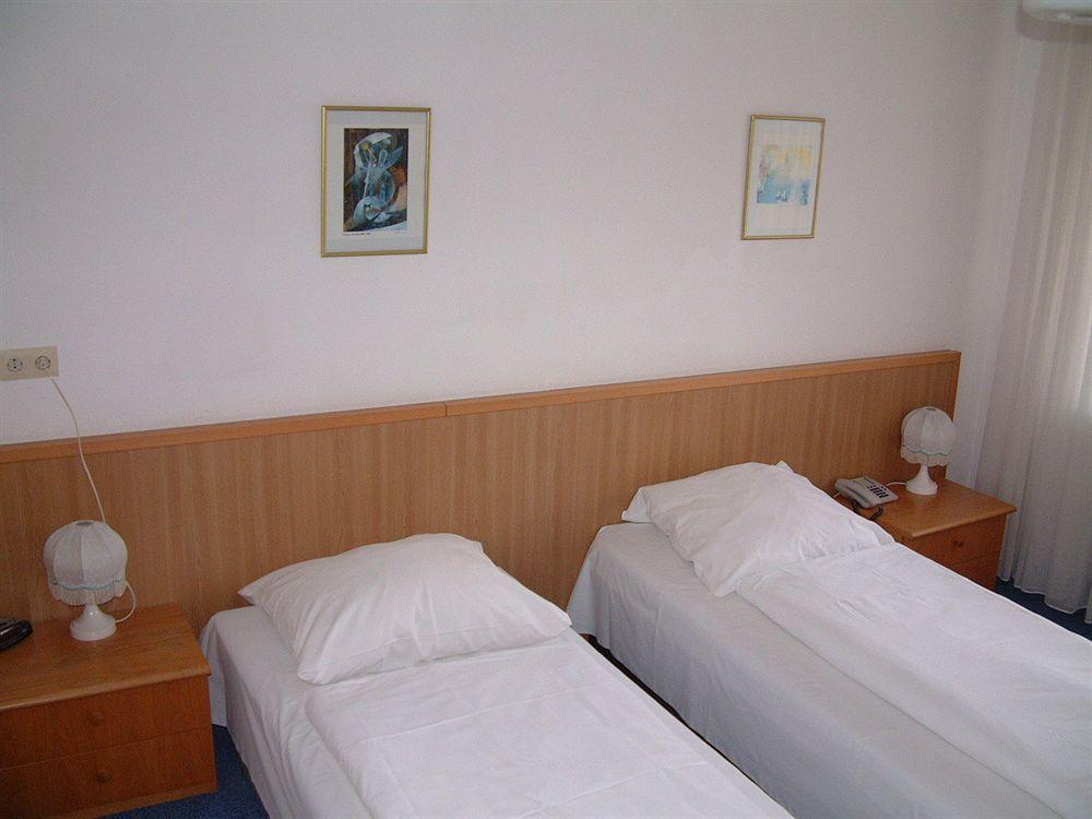 Numa Frankfurt Oben Aparthotel