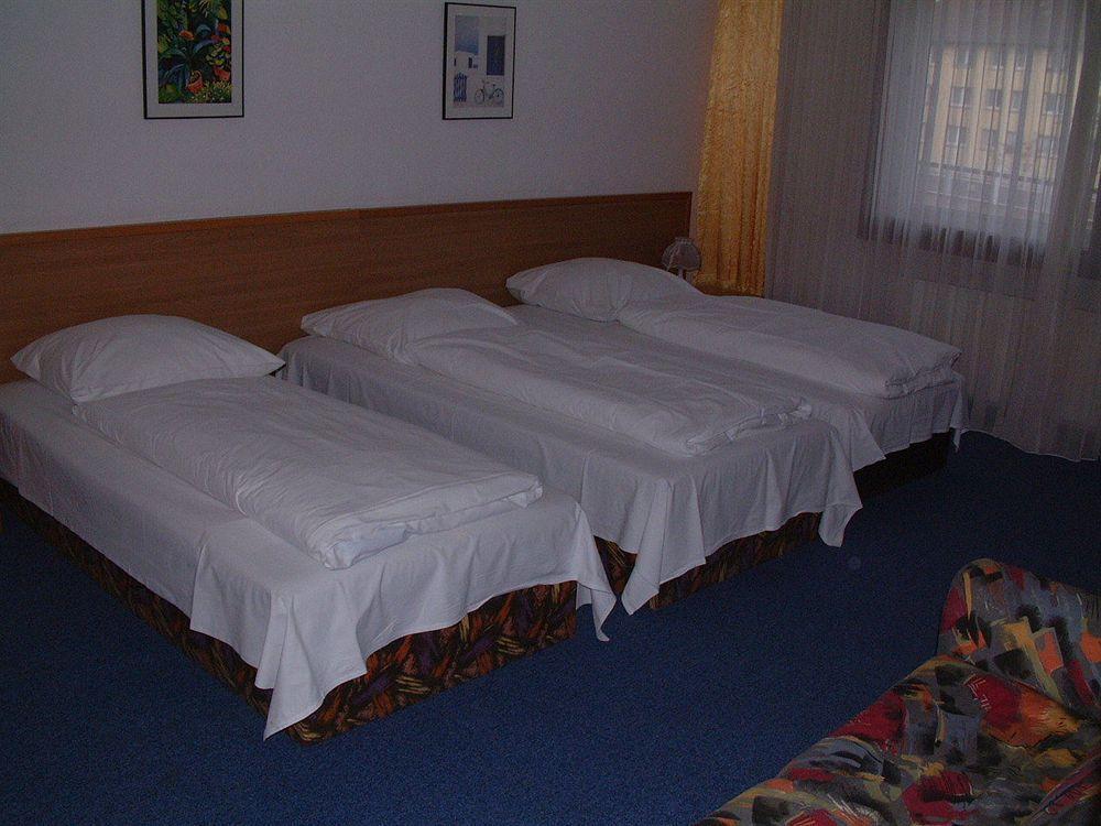 Numa Frankfurt Oben Aparthotel