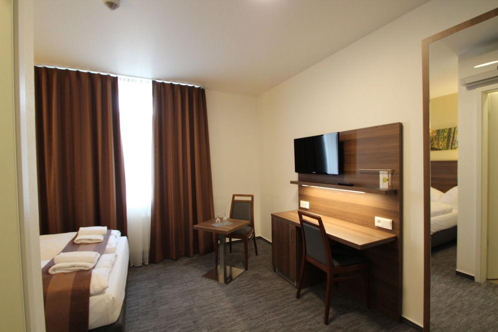 Goethe Business By Trip Hotel