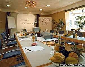 Harheimer Hof Hotel 4*