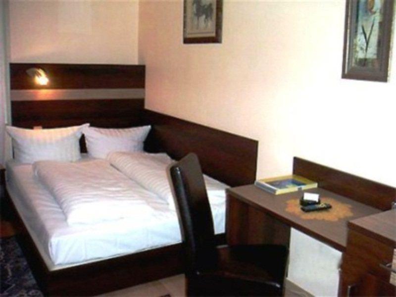 Hotel Elbe Street 34