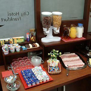 Hotel City Frankfurt 3*