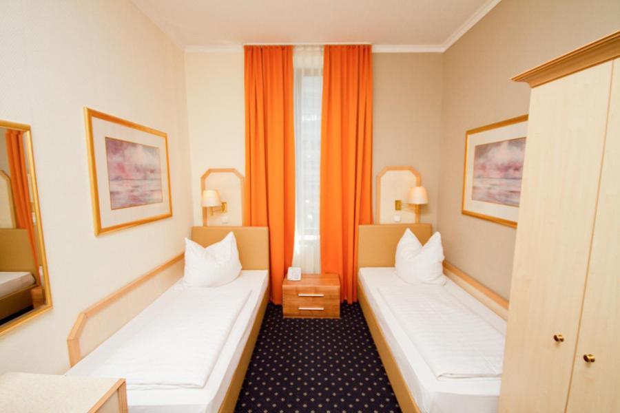 Tourist Hotel 3*