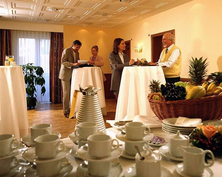 Harheimer Hof Hotel