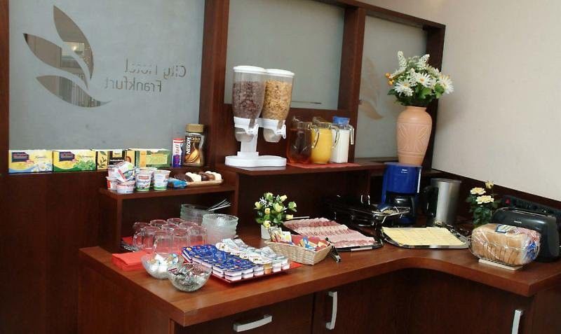 City Frankfurt Hotel 3*