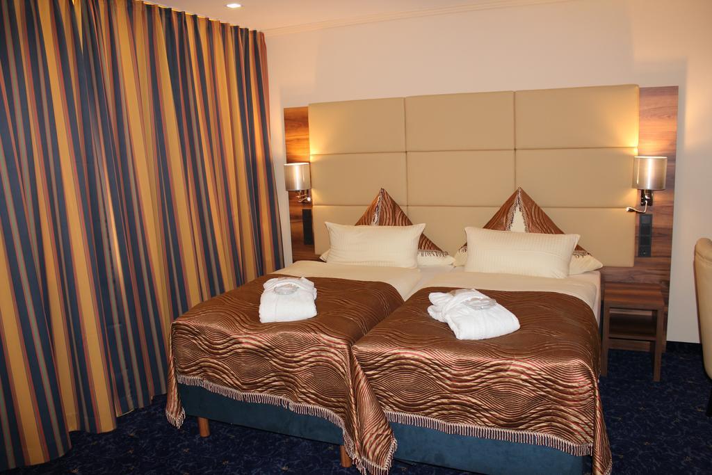Hotel Grand Empire 4*