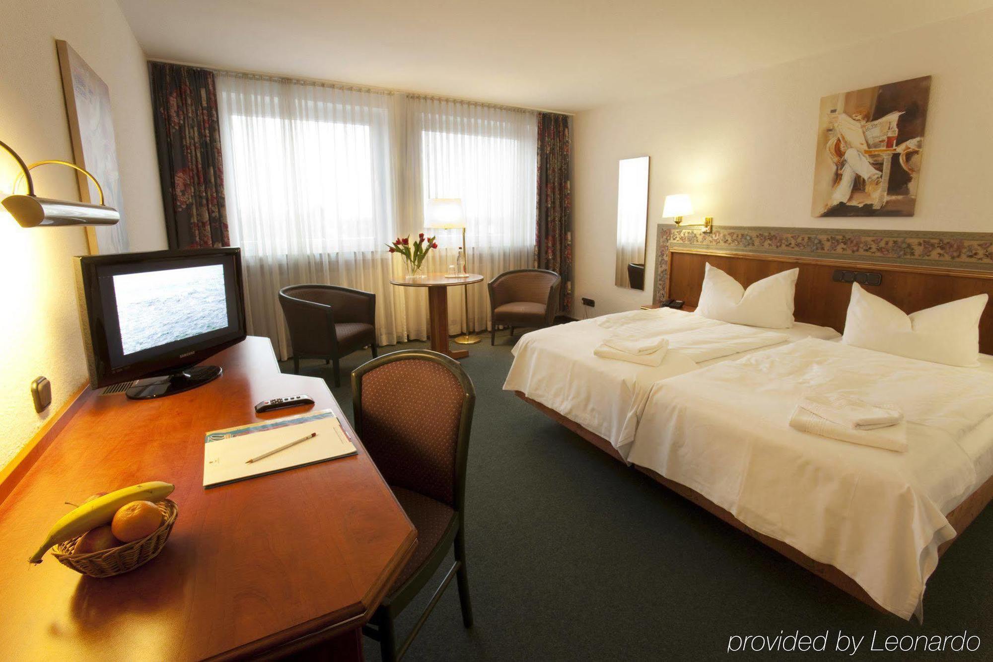 Post Frankfurt-airport 3*