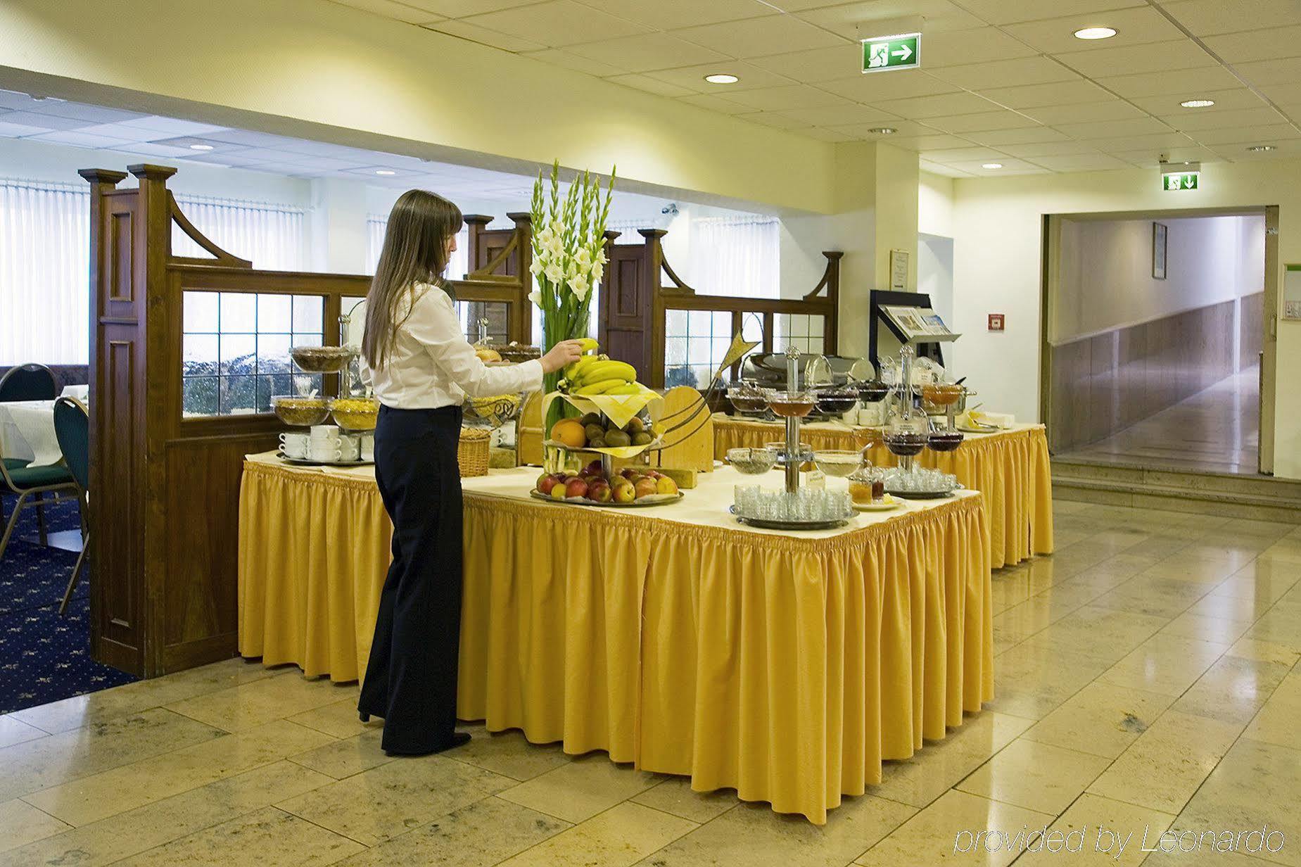 Hotel Excelsior - Central Station 3*