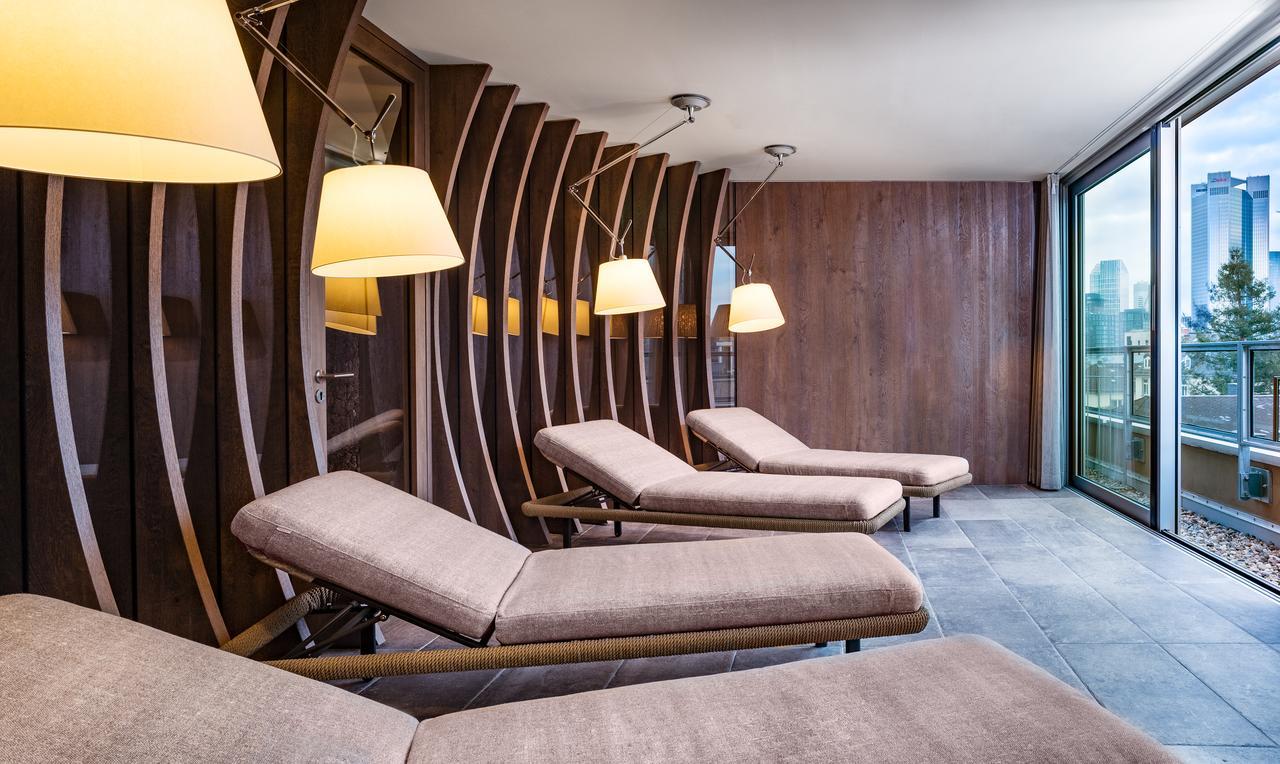 Saks Urban Design Frankfurt Hotel 4*