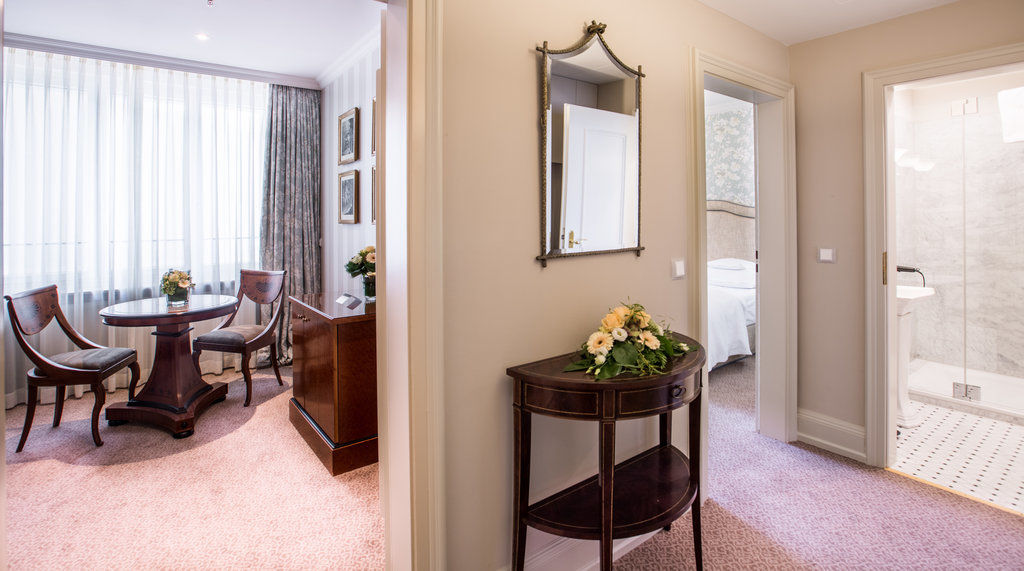 Hotel Grandhotel Hessischer Hof - Frankfurt 5*
