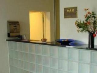 Hotel Senator 3*