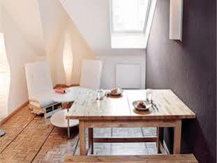 Five Elements And Capsules Frankfurt Hostal