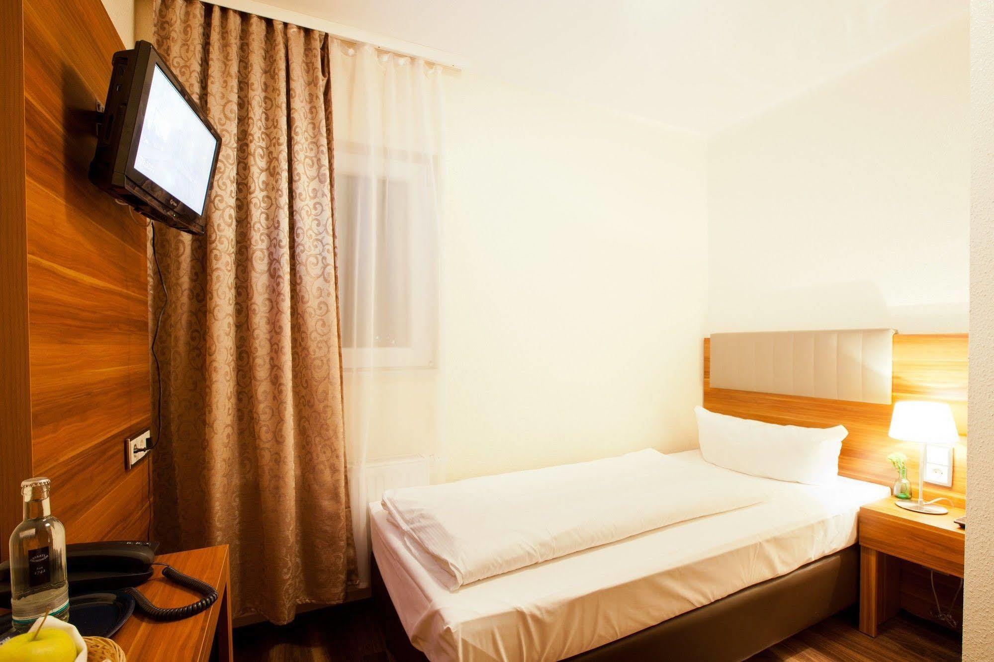 Frankfurt Messe 3* Frankfurt am Main