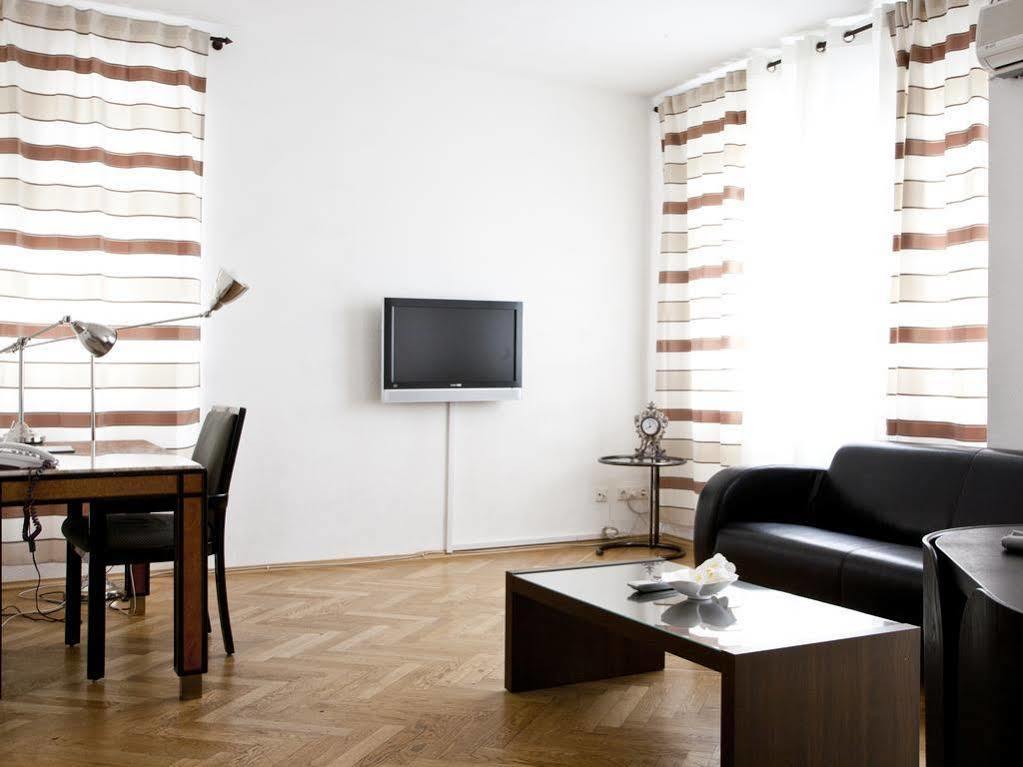 The Garden Aparthotel 4*