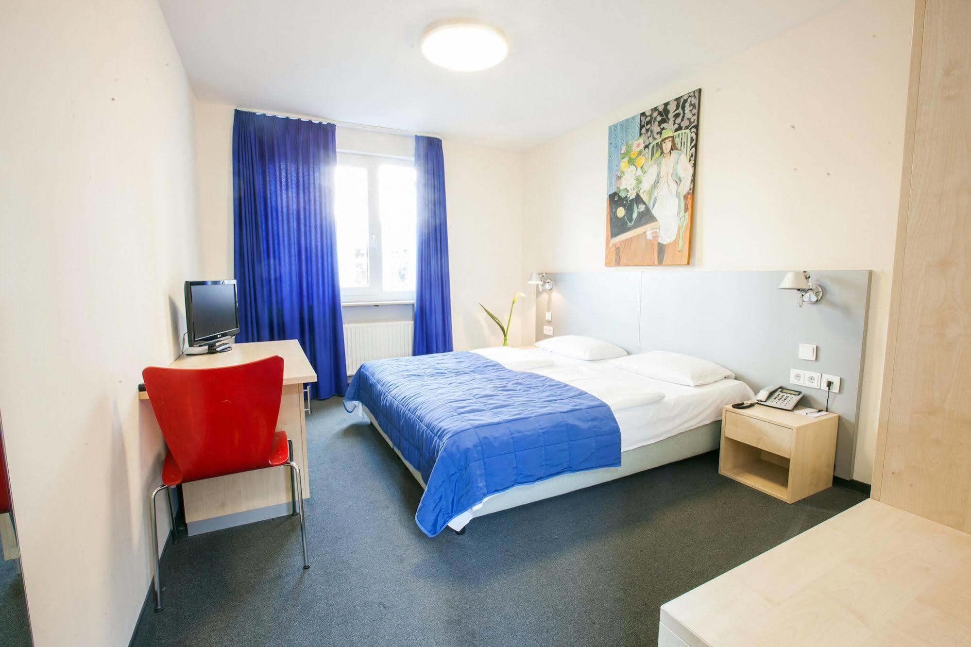 Münchner Hof 3*