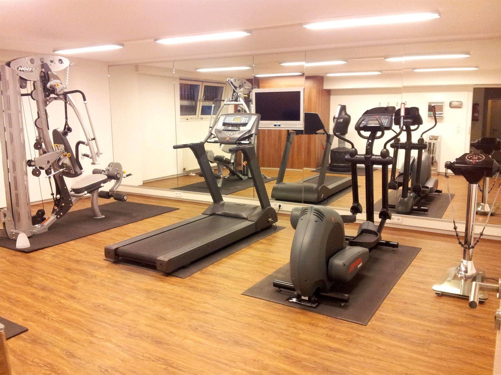 Hotel Parkside 3*