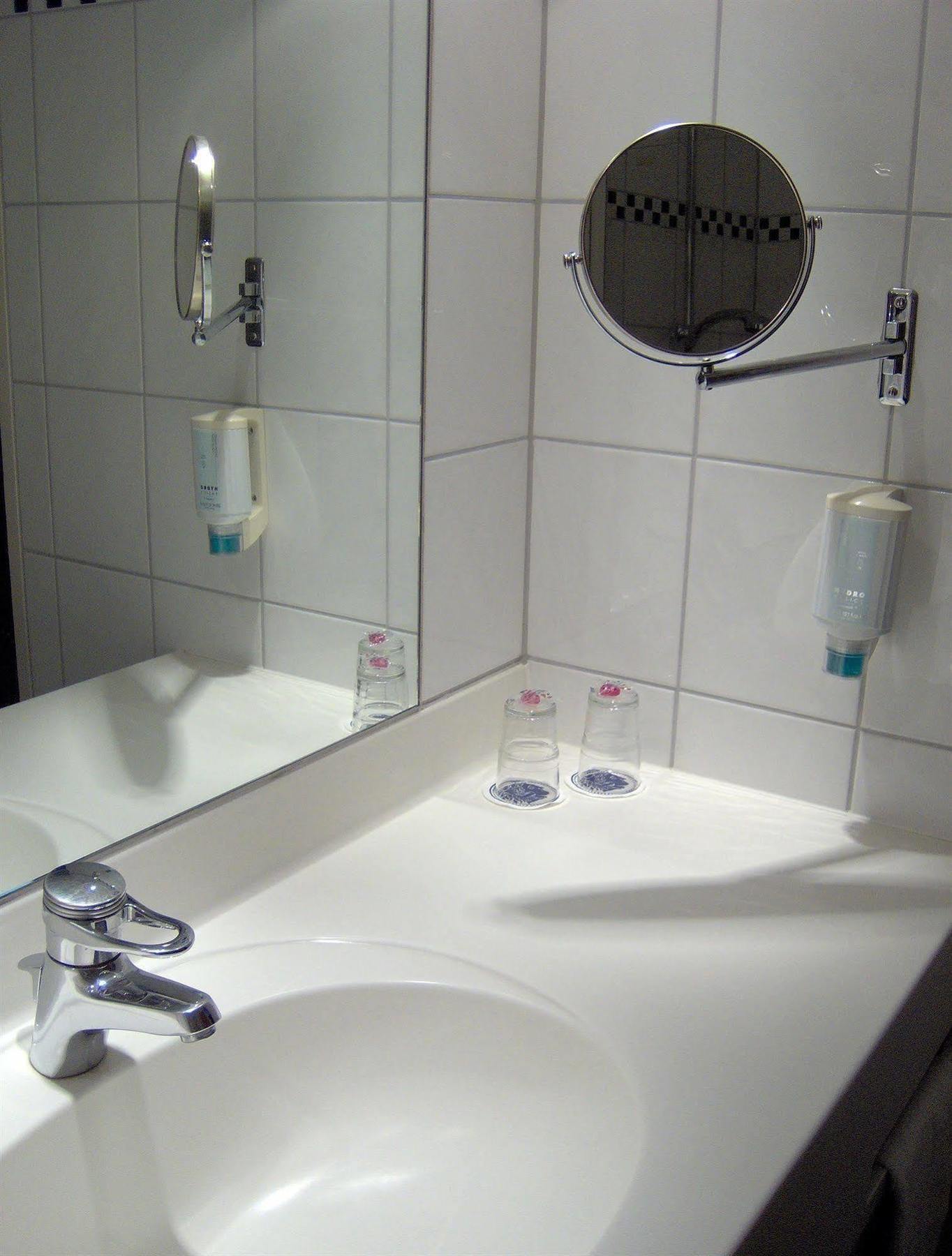 Alexander Am Zoo Hotel 4*