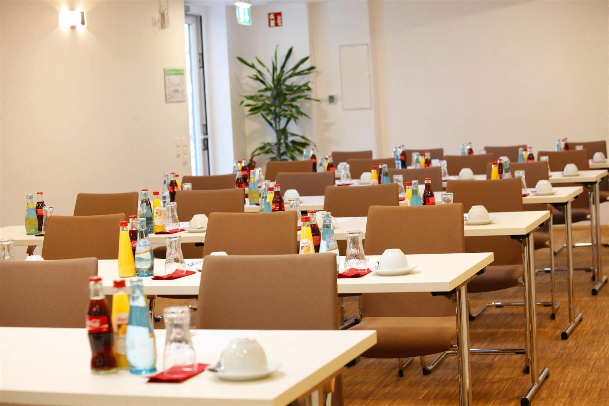 Goethe Business By Trip 3*