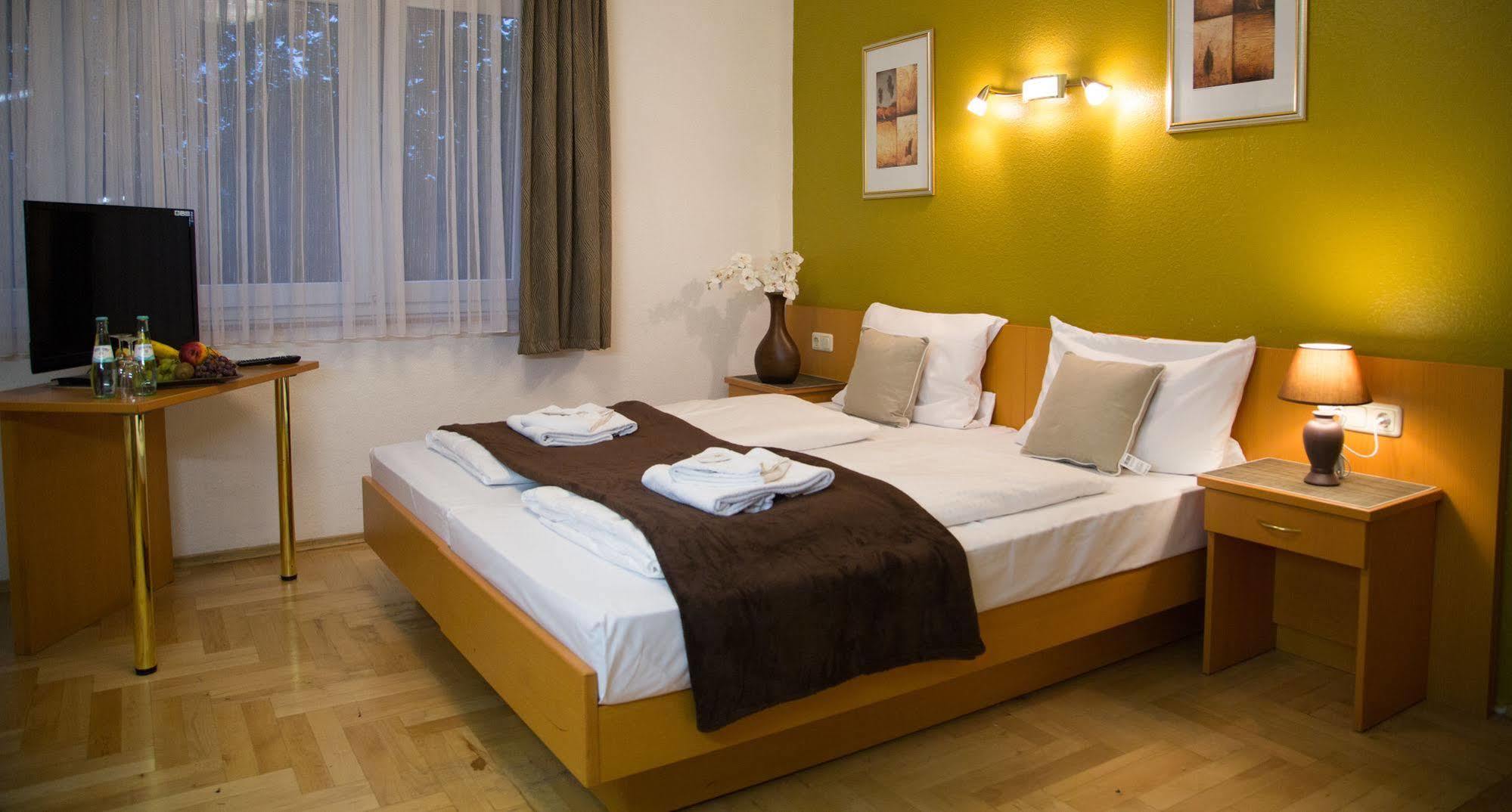Garni Roedelheimer Hof 2* Francfort-sur-le-Main